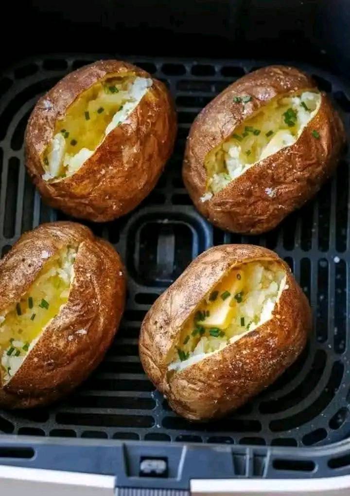 Air Fryer Baked Potatoes