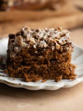 Gingerbread Crumble Cake